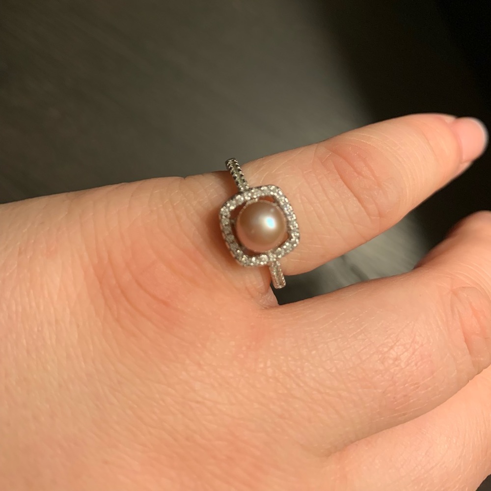 Pearl Chic // Princess Ring